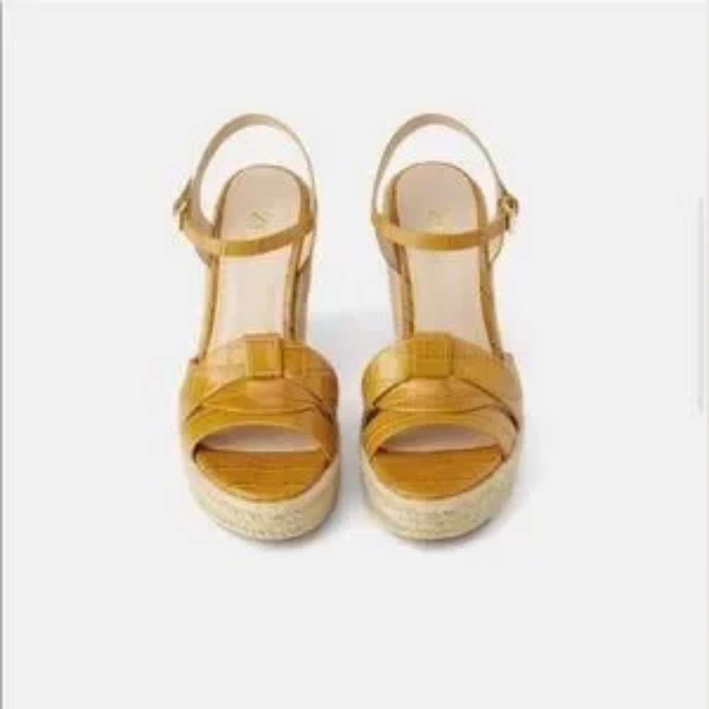 Zara Mustard Color Embossed Wedges